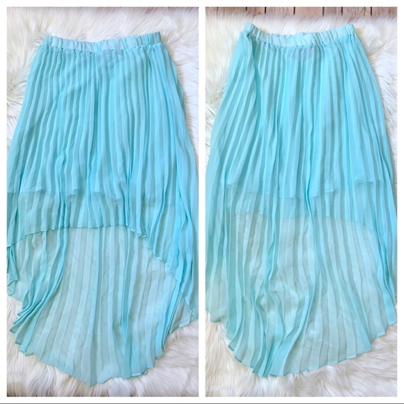 Pinkyotto sky blue hi-low pleated skirt - Picture 2 of 3